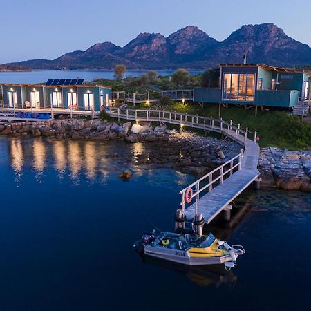 Picnic Island Hotel โคลส์เบย์ ภายนอก รูปภาพ